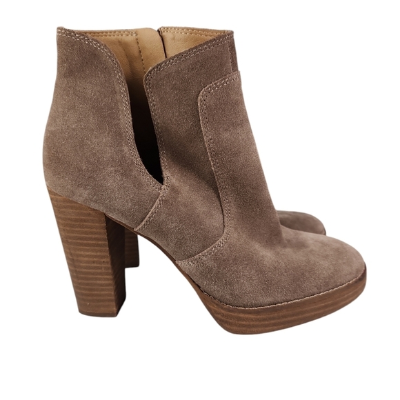 Lucky Brand Quiselle Taupe Suede Booties - Picture 4 of 11